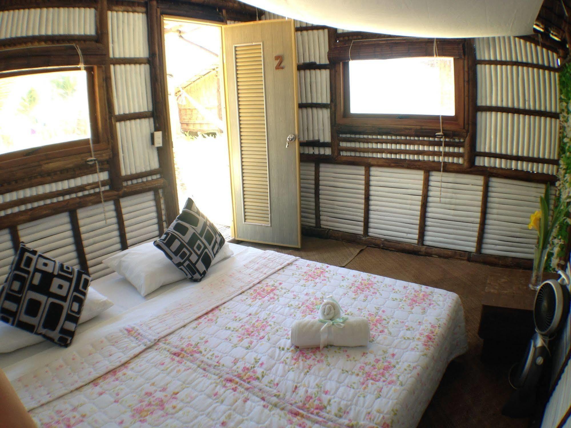 Mangoriders Beach Club Caticlan Exteriör bild
